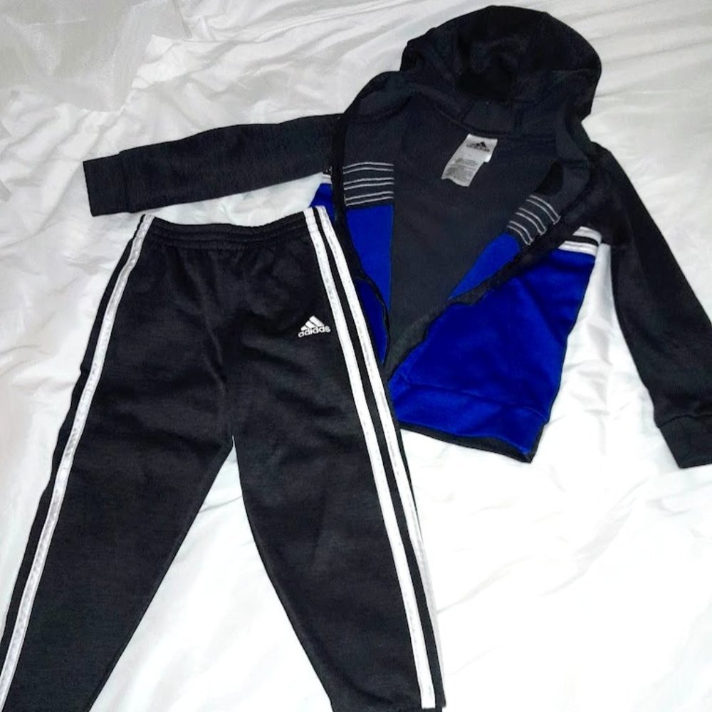 Gently Used Adidas Sweatpants with Sweatshirt Size 5 | Comfy & Stylish Kids